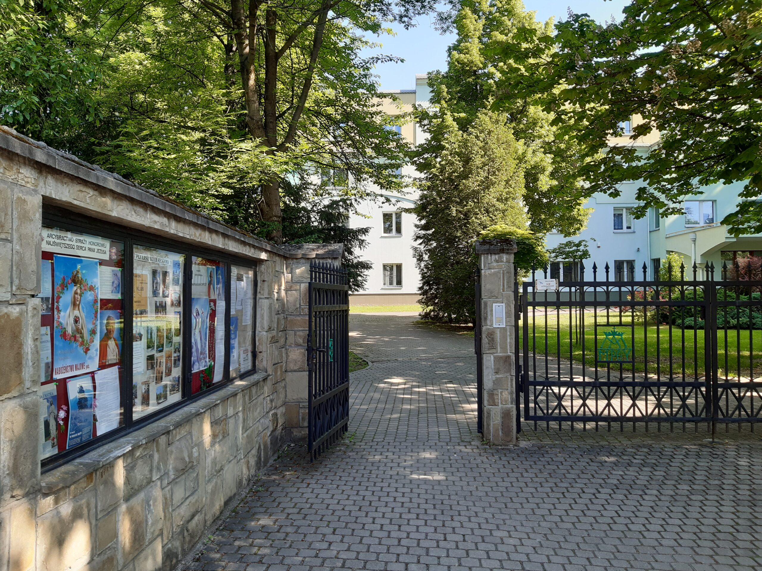 Kraków, Parafia Najświętszego Imienia Maryi